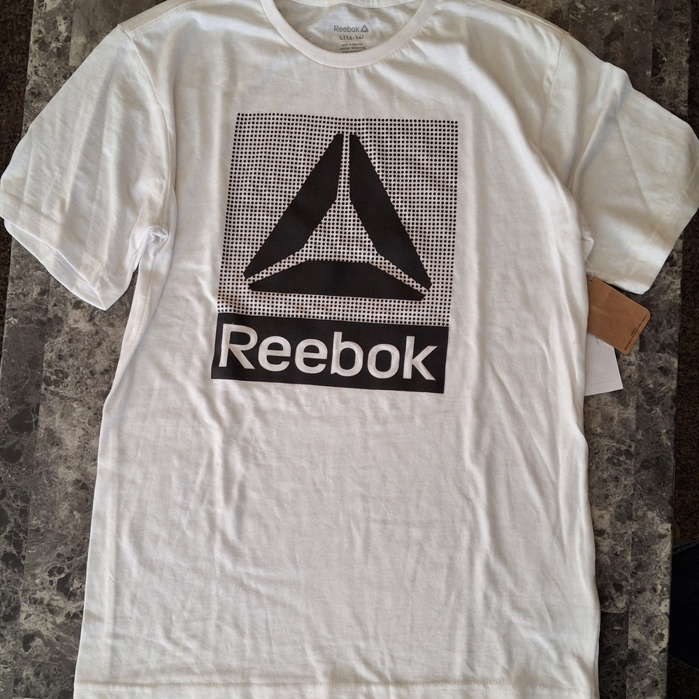 Reebok's White Graphic T-Shirt